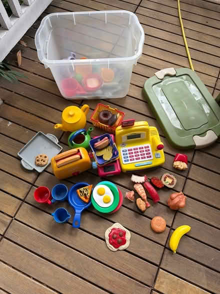 Photo of free Kids plastic cash reg, toaster,Food (Del Ray) #2