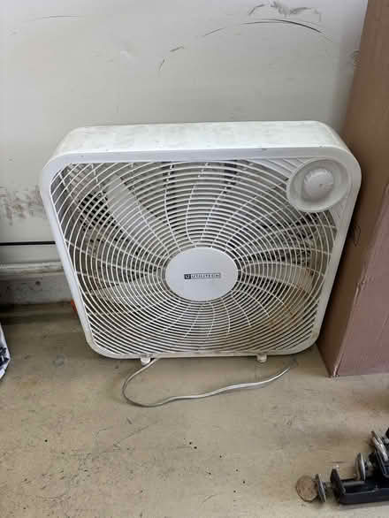 Photo of free 20” box fan (Walnut Creek) #1
