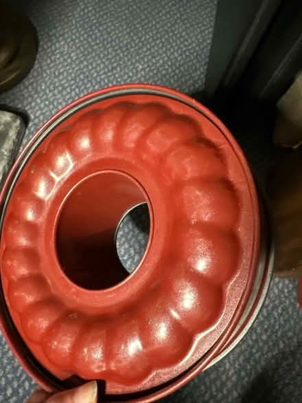 Photo of free Bundt tin (Ashford TW15) #2