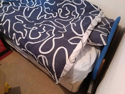 Photo of free Divan Bed (CH4 8 Lache/Saltney) #1