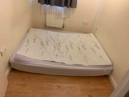 Photo of free Double size mattress to give away (NW9 5SF) #2