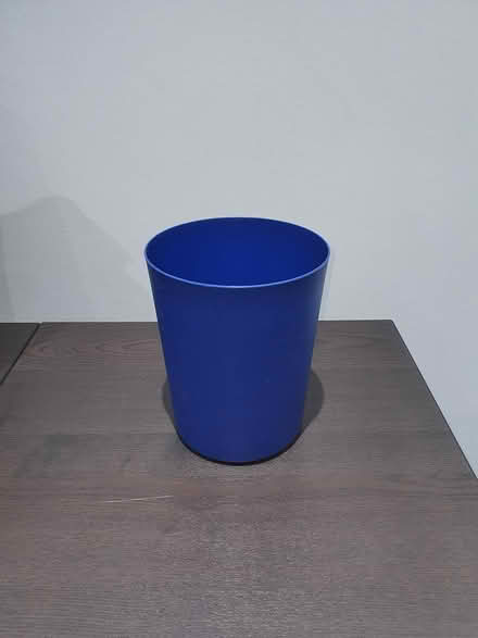Photo of free Blue plastic Bin (Croydon CR0) #1
