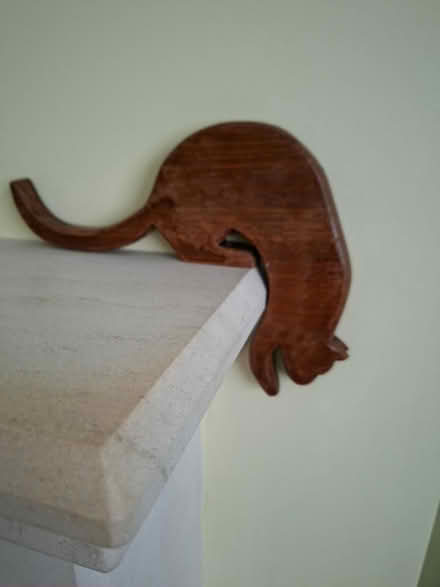 Photo of free Wooden cat ornament (Welling DA16) #3