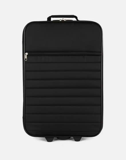 Photo of 23kg suitcase (SE5) #1