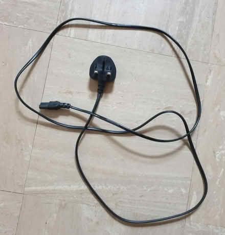 Photo of free 2 Pin Power Cable (toxteth L8) #2