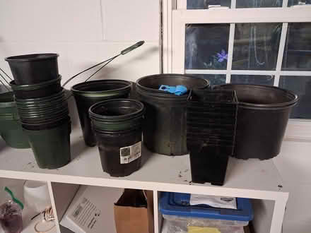 Photo of free Plastic garden pots & 2 hangers (Beacon Hill) #2