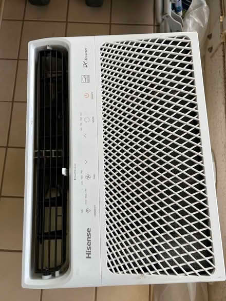 Photo of free Hisense 8000 BTU window AC (Maui Banyan, Kihei) #1