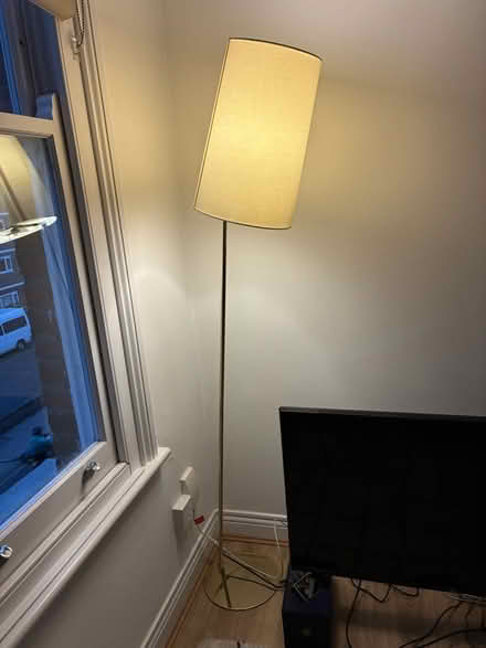 Photo of free Freestanding Touch Lamp (Highbury Barn N5) #1