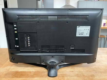 Photo of free 32” led tv (Hove (Blatchington windmill)) #3