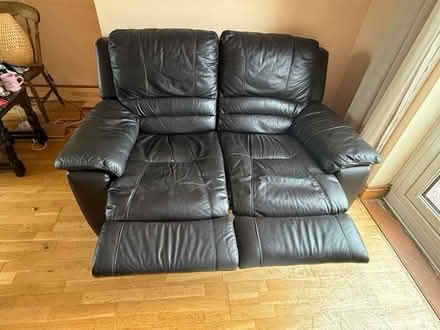 Photo of free Brown Leather 2-Seater Recliner (GU7) #4