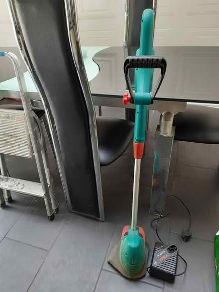 Photo of free Strimmer (B90 4st) #1