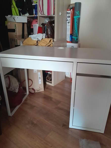 Photo of free Desk (Dublin 8) #1