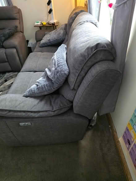 Photo of free 3.seater recliner (Chapel allerton LS7) #2