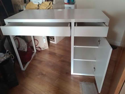 Photo of free Desk (Dublin 8) #3