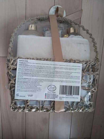 Photo of free Shower and Bath Spa (Bed-stuy) #2