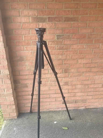 Photo of free Valbon tripod (Leigh Park BA13) #3