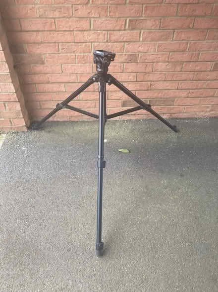 Photo of free Valbon tripod (Leigh Park BA13) #2