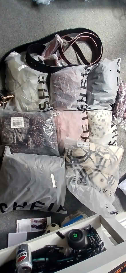 Photo of free Bundle of shien clothes, size 2-3xl (Heelands MK13) #1