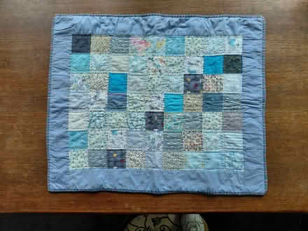 Photo of free Baby quilt (Twyford RG10) #1