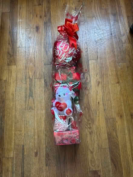 Photo of free I love you bear and coffee cup (Clason Point Bronx NY) #1
