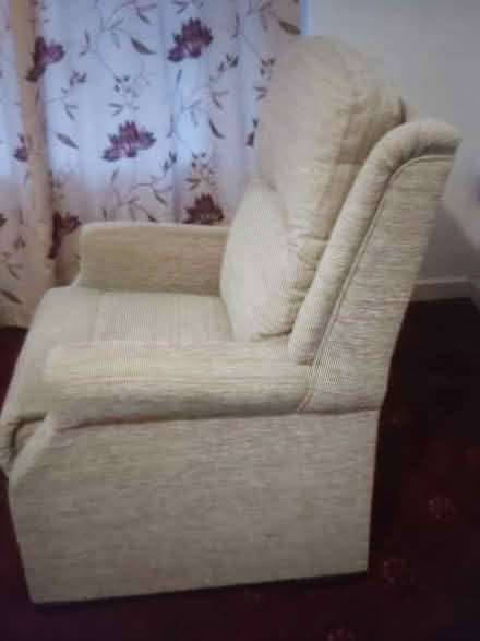 Photo of free cream armchair (Waverton CH3) #2