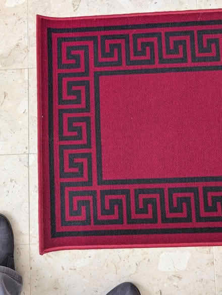 Photo of free red / black rug runner ex condition (Binley CV3) #1