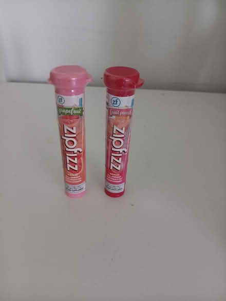 Photo of free Gatorade and Zip Fizz (Bed-stuy) #2