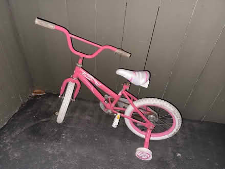 Photo of free Pink child’s bicycle by Lolli (1075 Valencia Avenue) #2