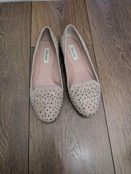 Photo of free Diamante flats (Millwall E14) #2
