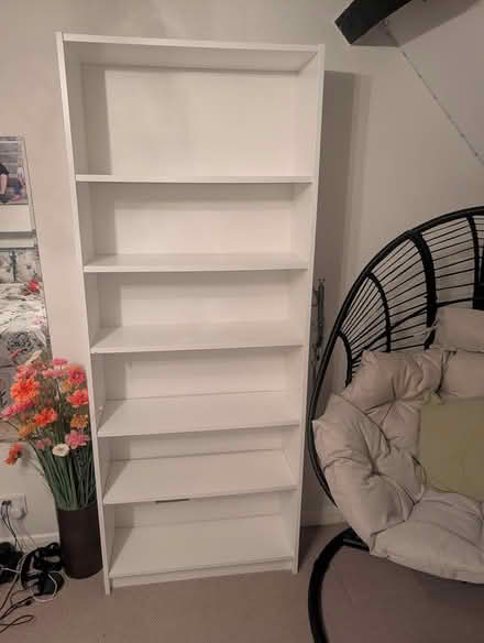 Photo of free White Billy bookcase (Woodgreen, SP6) #1
