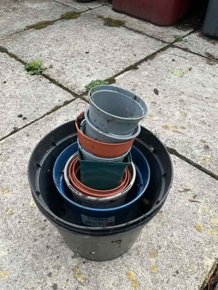 Photo of free Plastic Plant Pots (RG30 Tilehurst) #1