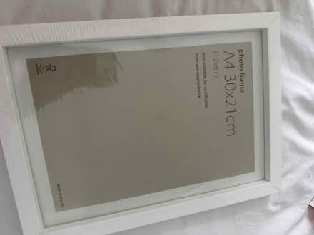 Photo of free NEW photo frame (CR8) #1