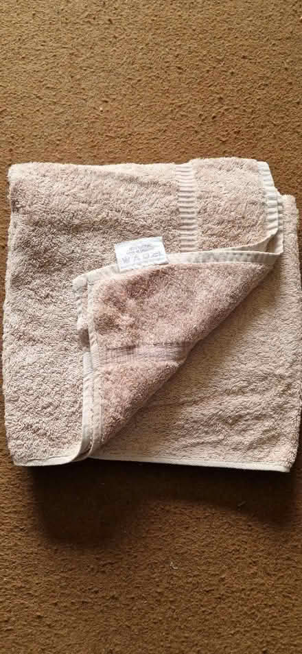 Photo of free Beige bath towel (Upper Wellsway) #1