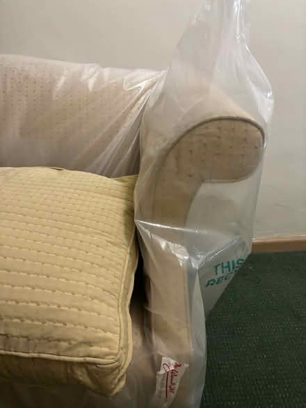 Photo of free Small Chesterfield Sofa (Baker Street) #3