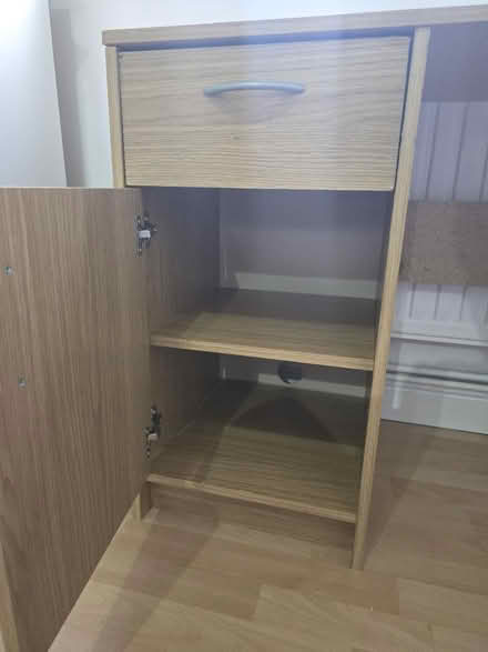 Photo of free Wood desk (SE1 4EU) #2