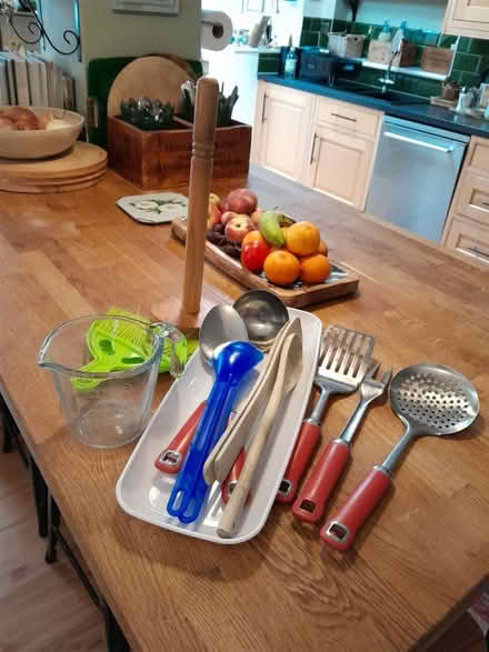 Photo of free Selection of Kitchen Utensils (Earley RG6) #1
