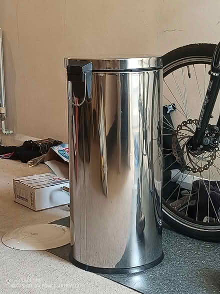 Photo of free Kitchen Pedal Bin (New Malden KT3) #1