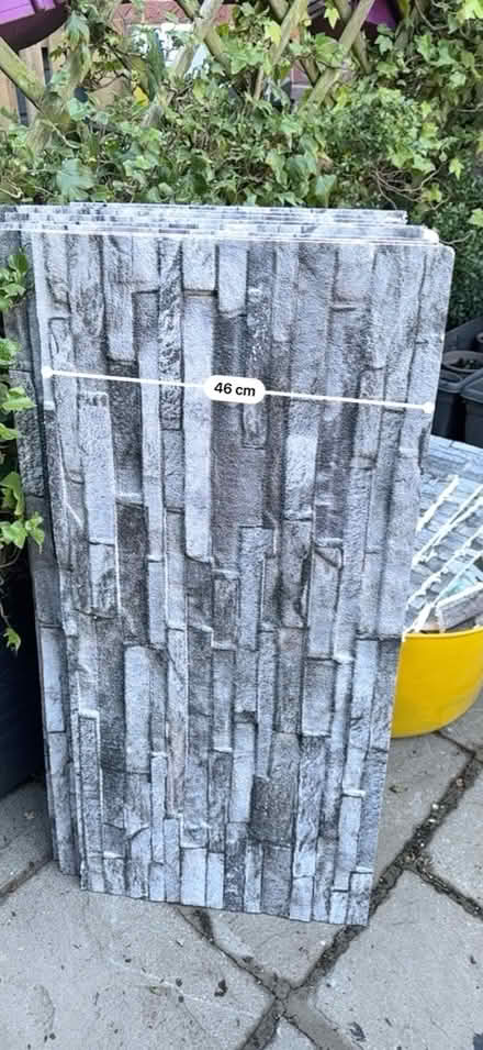 Photo of free Wall Tiles x8 (& Some Bits) (SY4) #2