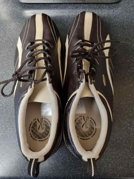 Photo of free Ladies golf shoes size 6 (SE20) #1