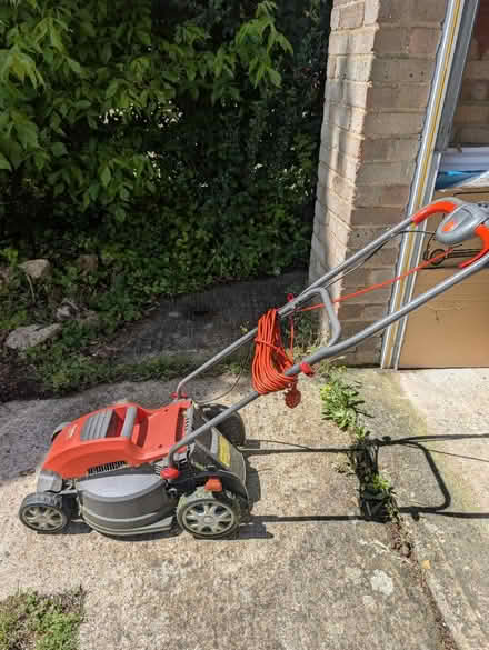 Photo of free Lawn mower - no basket (Abingdon, OX14 3TD) #1