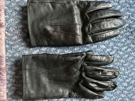 Photo of free Ladies leather gloves (Ashford TW15) #1