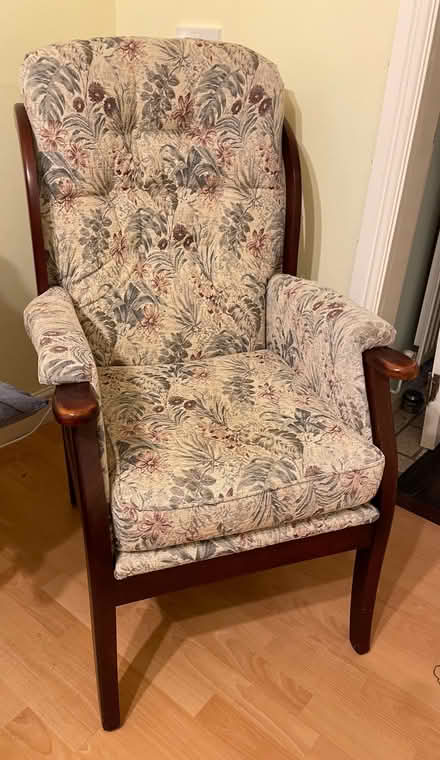 Photo of free vintage armchairs (Cadoxton-juxta-Neath SA10) #2