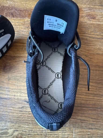 Photo of free Size 9 Wide Orthotic Sneakers (Clason Point Bronx NY) #4