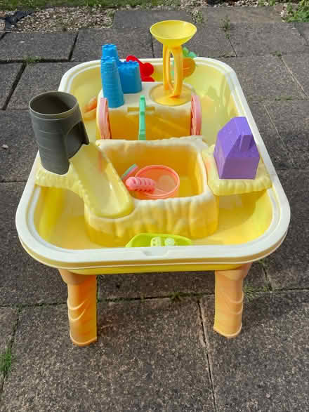 Photo of free Kids water table (Chigwell IG7) #3