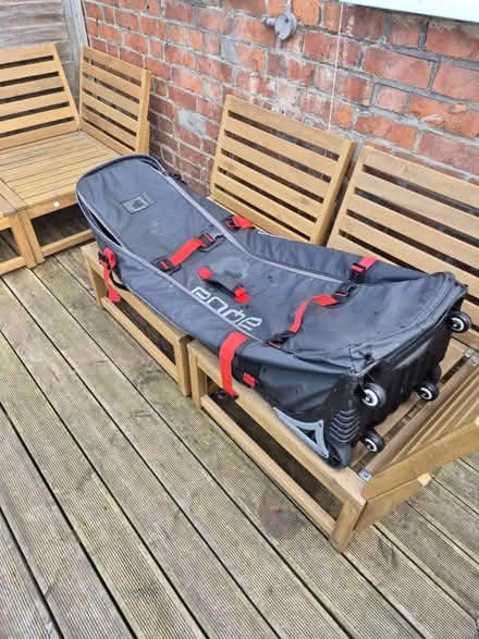 Photo of free Golf club bag travel case (Caversham RG5) #1