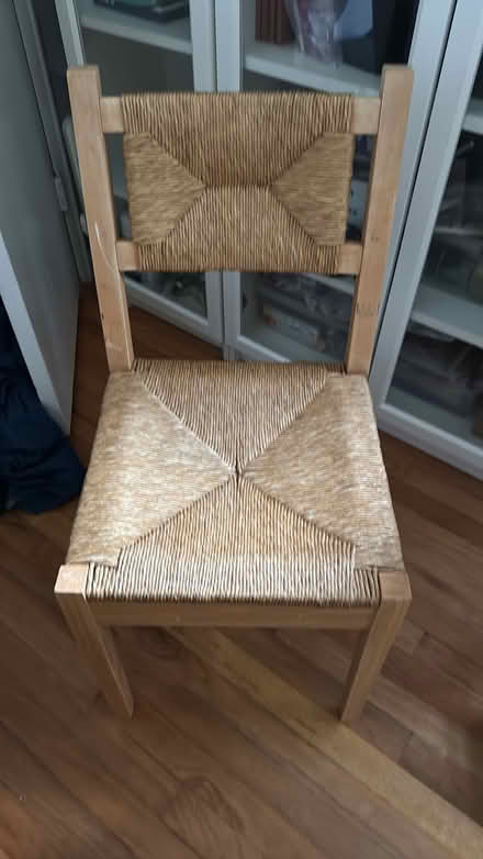 Photo of free Wood table and chairs (Dobbs Ferry) #3