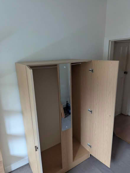 Photo of free Wardrobe with mirror (Norbury sw16) #3