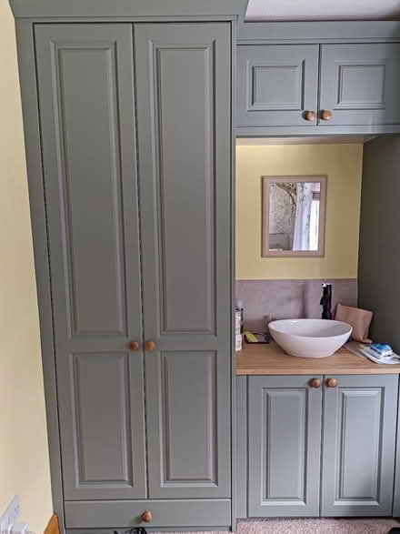 Photo of free WRENtall Georgian MDF wardrobe door (Brentwood CM15) #2