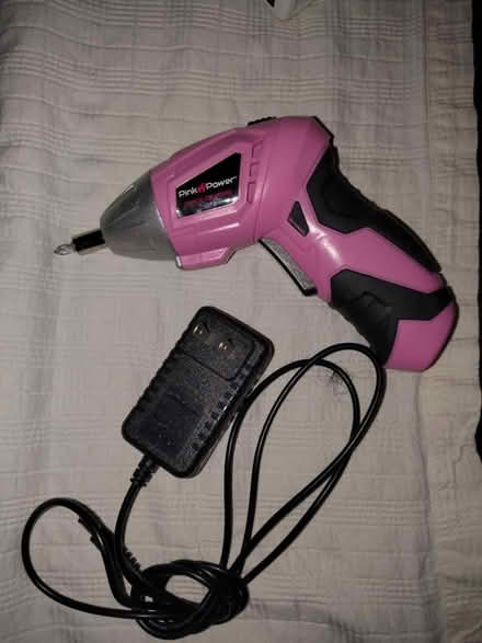 Photo of free multiple items (NE Bellevue nr crossroads) #4