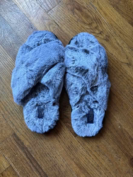 Photo of free size l (9-10) comfy house shoes (Clason Point Bronx NY) #1